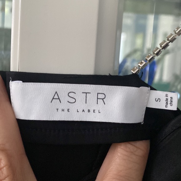 NEW Mini Dress ASTR The Label Rhinestone Strap - Picture 9 of 10